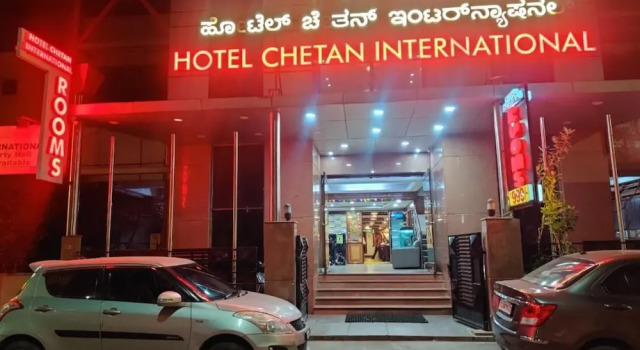 OYO 592 Hotel Chetan International, Rezervovat Hotel Hotely v Bangalore s parkováním, Parkování
