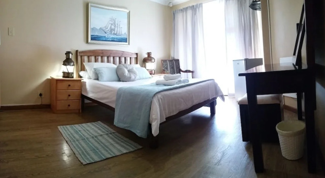 Номер Deluxe Saltycrax Backpackers and Surf Hostel