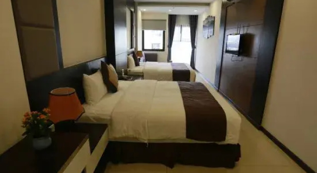 Люкс с видом на город K Business 2 Hotel My Dinh