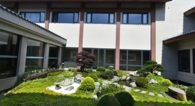 Xinchang Big Buddha Temple Fanyin Hotel, Забронировать Отель Отели Синьчан 4 звезды, 4*