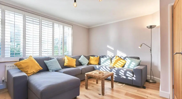 Beautiful, Spacious 4-bed House in Brixham, Book Hotel Hoteller i Brixham med parkering, Parkering