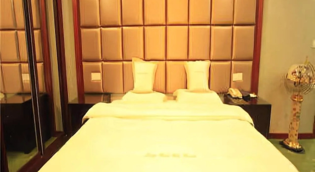 Wuyuan Qinghuawu International Hotel, Prenota Hotel Hotel a Wuyuan con piscina, Piscina