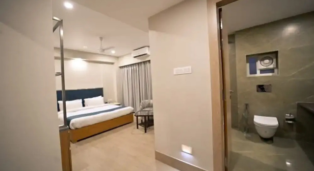 Полулюкс Hotel Prag Continental