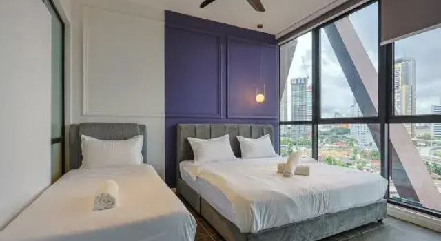Люкс Deluxe Scarletz Suites KLCC by Luxe Suites