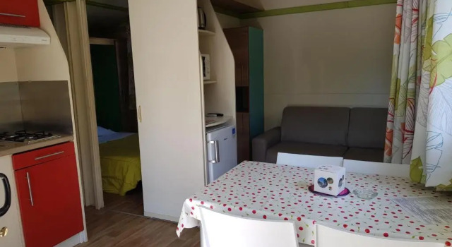 Шале Camping La Pinède