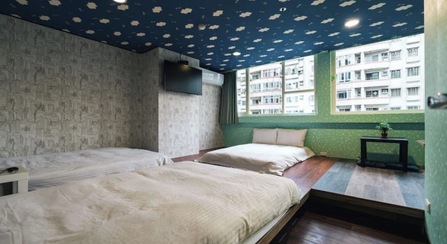 Кровать в общем номере Sofu Hotel