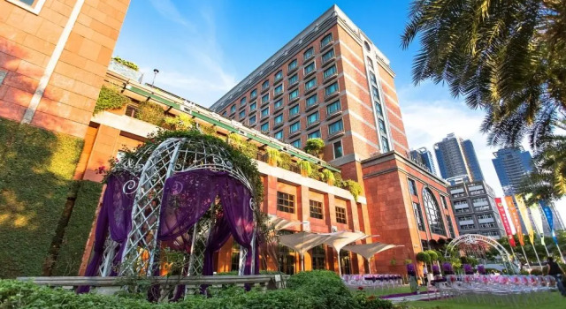 Люкс с видом на город Grand Victoria Hotel