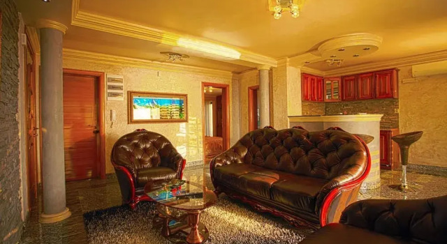 Villa M