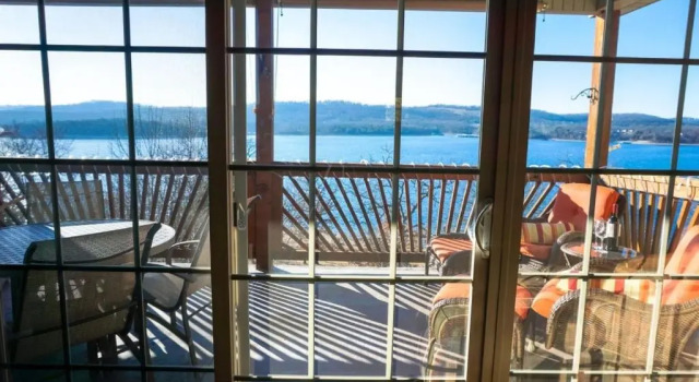 Indian Point Penthouse 3bdr Condo, Boek Hotel Hotels in Missouri met zwembad, Zwembad