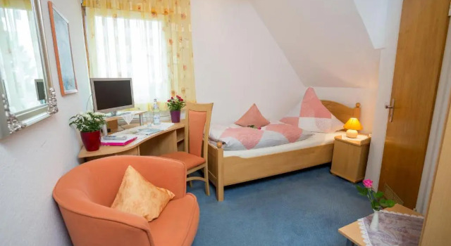 Hotel Restaurant Rehberg, Забронировать Отель Отели Санкт-Андреасберг 3 звезды, рядом с Schlepplift I, 3*