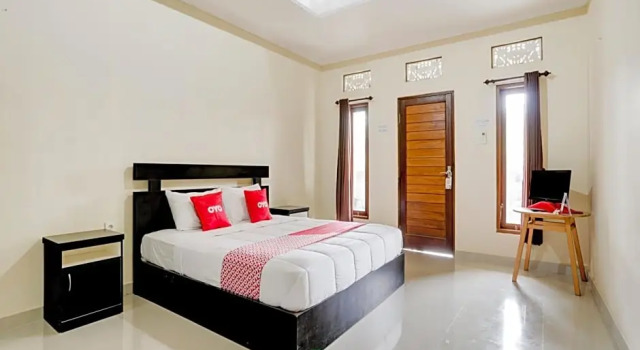 OYO 90711 Blembong Homestay, Забронировать Отель Отели провинции Бали с завтраком, Завтраки