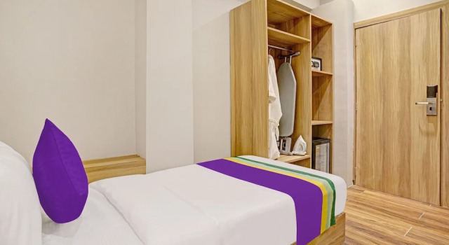 Двухместный номер Economy Treebo Premium Widlor Boutique with Swimming Pool