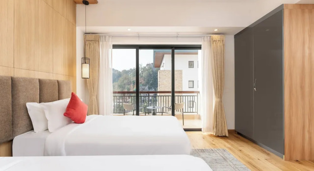 Люкс Atithi Suites