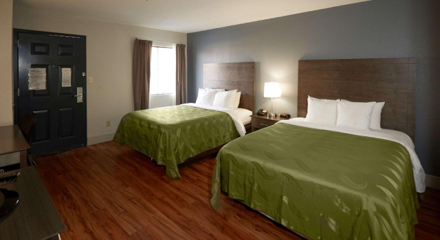 Четырёхместный номер Standard Quality Inn Augusta West Near Fort Gordon