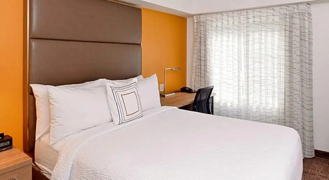 Четырёхместный люкс с 2 комнатами Residence Inn by Marriott Palo Alto Los Altos