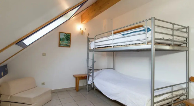 Cozy Home in Sainte-ode With Sauna, Rezerwuj Dom wakacyjny Amberloup Belgia