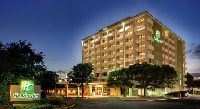 Radisson Hotel Austin North, Забронировать Отель Отели Остина 3 звезды, рядом с Торговый центр The Linc, 3*