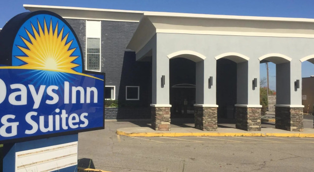 Seng i sovesal Howard Johnson Inn Cincinnati