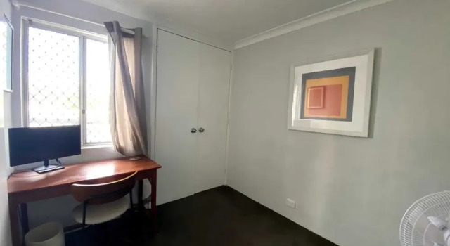 Cosy 1 Bedroom Apartment in Trendy Mount Lawley, Забронировать Апартаменты/квартира Отели Перта с бассейном, рядом с Стадион HBF Park, Бассейн