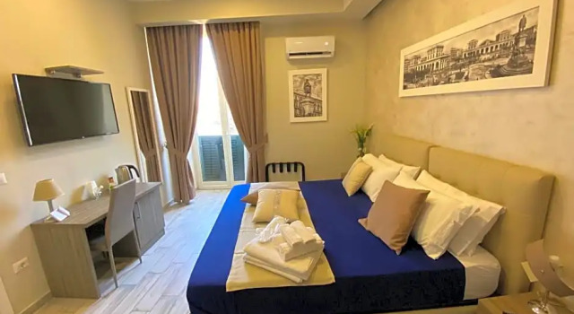 Napolitudine Guest House, Забронировать Гостевой дом Отели Неаполя с парковкой, рядом с Ospedale degli Incurabili, Парковка