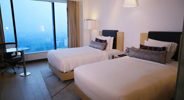 Двухместный номер Standard Crowne Plaza Greater Noida by IHG