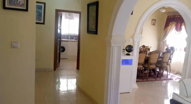 Вилла 4bed Villa Sleeps 8 - Wifi, Parking, Garden