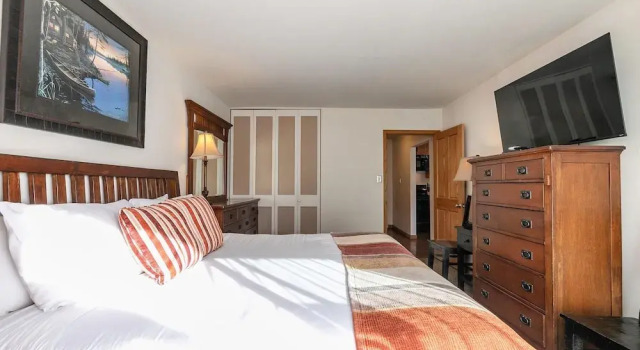 222 Bldg B 1 Bedroom Condo, Забронировать Апартаменты/квартира Апартаменты Скво-Вэлли, Апартаменты/квартира