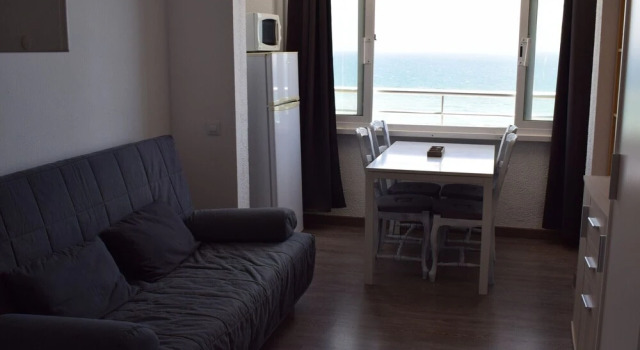 323-estudio Situado en Primera Línea de Playa