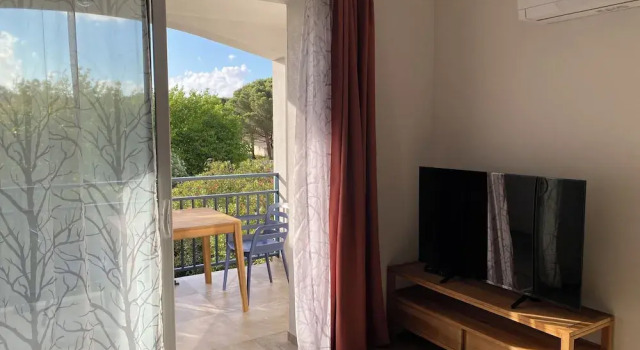 Les Mûriers, Varaa Hotelli Calvi 
