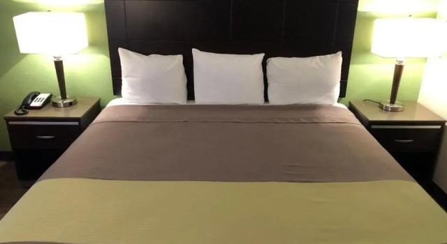 Номер Standard Inn Of Long Beach