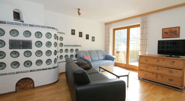 Sunlit Apartment near Ski Area in Schladming, Prenota Appartamento Hotel a Stiria con parcheggio, Parcheggio