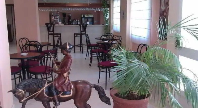 Alamillo, Buchen Sie Hotel Camas Provinz Sevilla