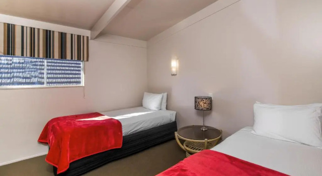 Люкс c 1 комнатой с видом на озеро Twin Peaks Lakeside Inn