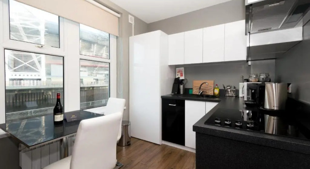 Студия Aaron Wise Serviced Apartments
