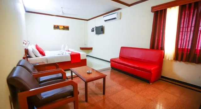 Люкс Royal KVR Hotels