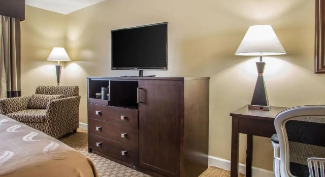 Номер Standard Quality Inn OHare Airport