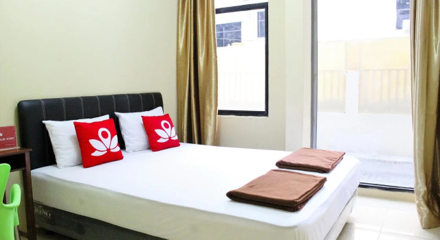 Hotel Rals Jakarta, Забронировать Отель Отели Джакарты с парковкой, рядом с Jakarta Textile Museum, Парковка