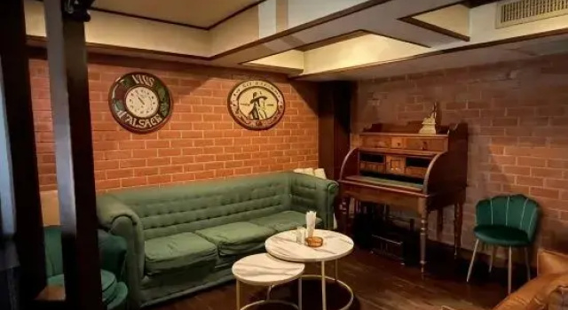 Номер Superior The Irish Clock