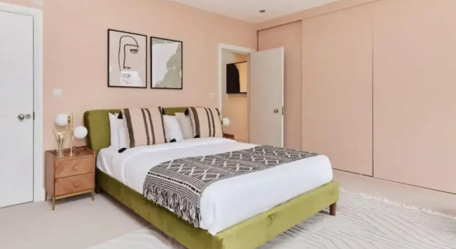 The Brimmington Park Escape - Lovely 3BDR House with Study Room + Garden