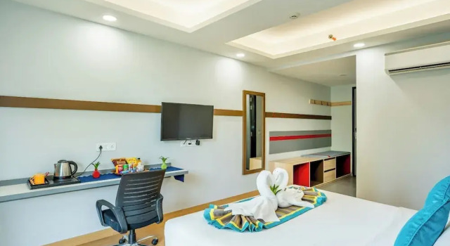 Двухместный номер Comfort с балконом Inde Hotel Golf Course Extension, Gurgaon