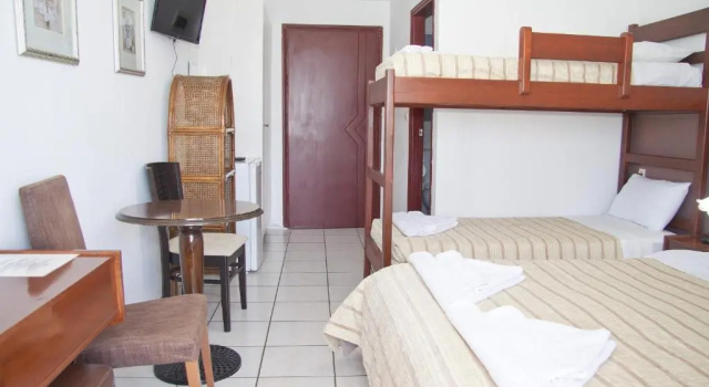 Трёхместный номер Standard с балконом и с видом на море Danaos Hotel