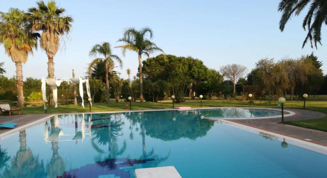 Villa le tre Dame B&B, Reserva ahora Bed & breakfast Hoteles en Battipaglia con piscina, Piscina