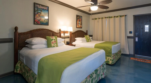 Caliente Tropics, Забронировать Отель Отели Палм-Спрингса 3 звезды, рядом с Camelot Park Family Center, 3*