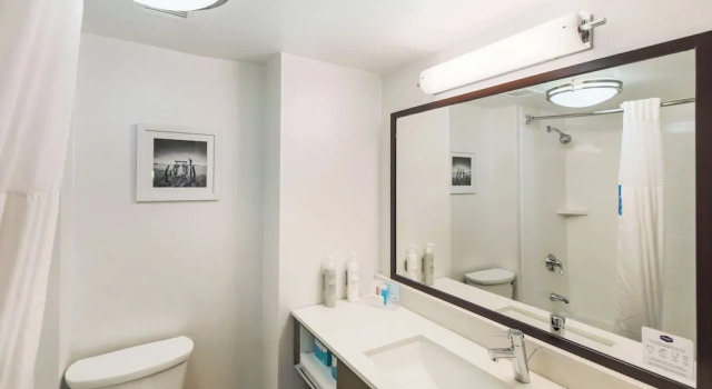 Двухместный люкс Hampton Inn Fall River/Westport