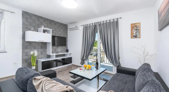 Holiday House Pudarica, Забронировать Отель Отели Ровиньско села с бассейном, Бассейн
