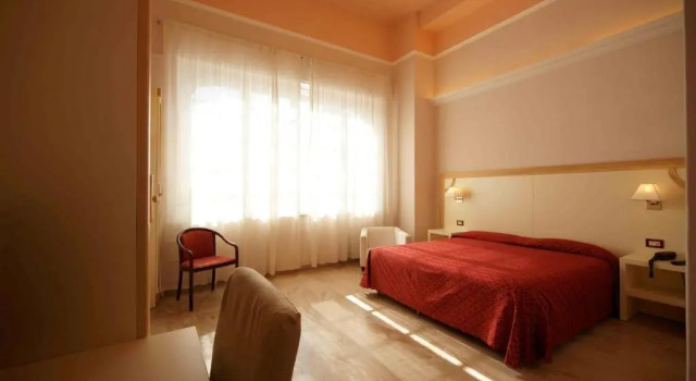Четырёхместный номер Standard с видом на море Hotel Liberty
