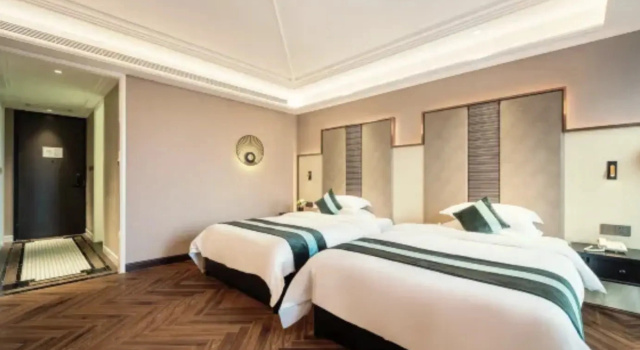 Номер Luxury Отель ZhongJian-Jinjiang Metropolo Chengdu Chunxi Road Tai Koo Li