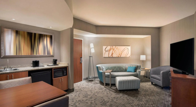 Люкс с 2 комнатами Courtyard by Marriott Dallas Allen at Allen Event Center
