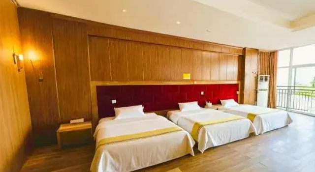 Кровать в общем номере Bazhong Women's Theme Hotel (Rongbang Wanda Plaza City Traditional Chinese Medicine Hospital Branch)
