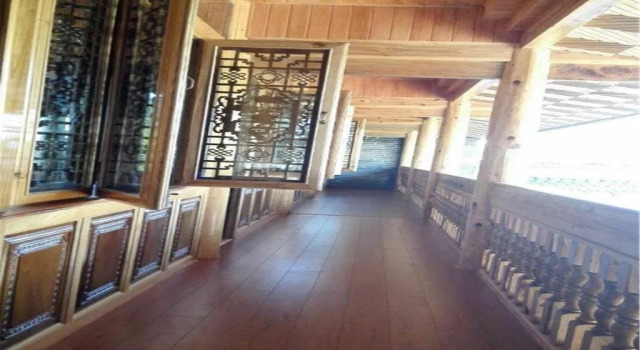Tengchong Ju Xian Lou Inn, Rezerwuj Hotel Hotele w Baoshan z parkingiem, Parking